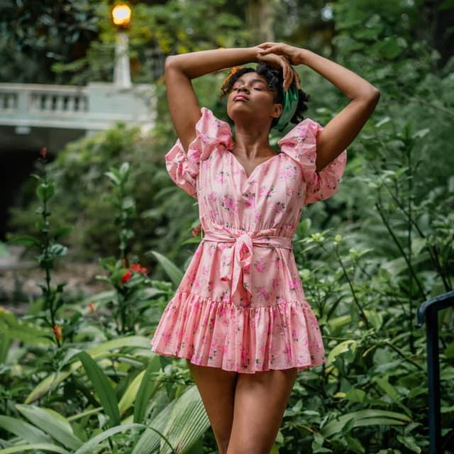 photo taken by a professional photographer during a free photography mini session