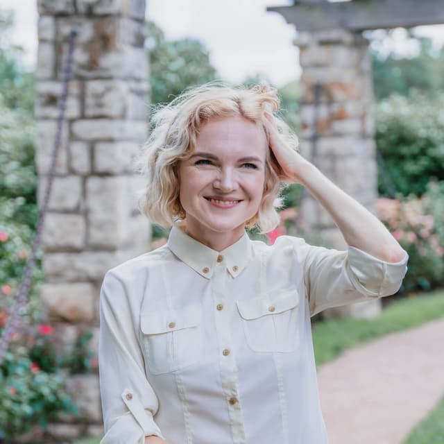 photo taken by a professional photographer during a free photography mini session