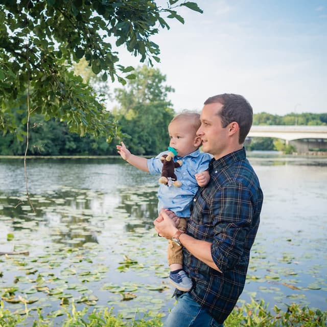 photo taken by a professional photographer during a free photography mini session