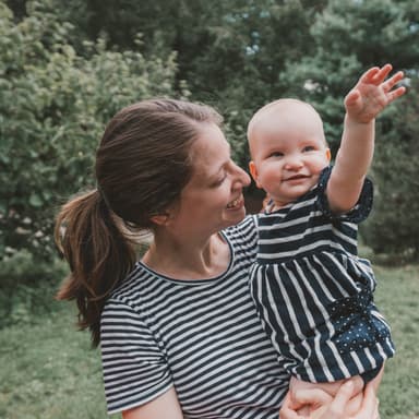 photo taken by a professional photographer during a free photography mini session