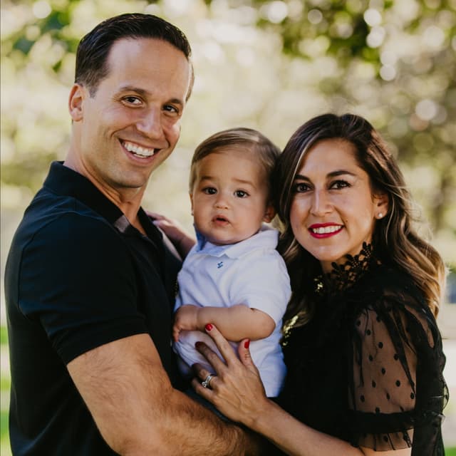 photo taken by a professional photographer during a free photography mini session