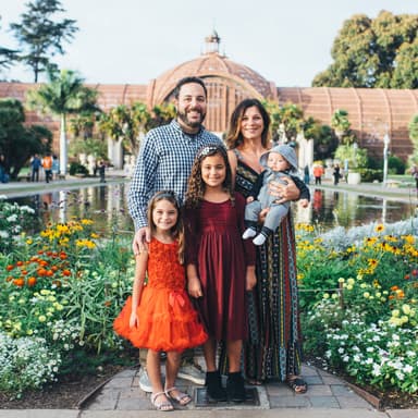 photo taken by a professional photographer during a free photography mini session