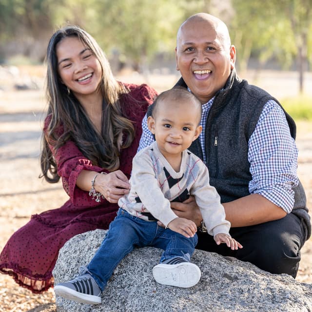 photo taken by a professional photographer during a free photography mini session