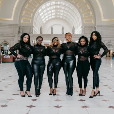 photo taken by a professional photographer during a free photography mini session