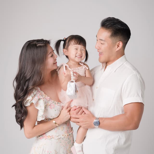 photo taken by a professional photographer during a free photography mini session