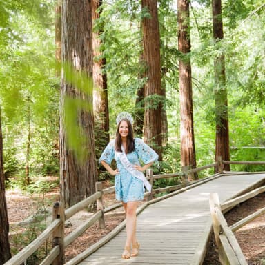 photo taken by a professional photographer during a free photography mini session