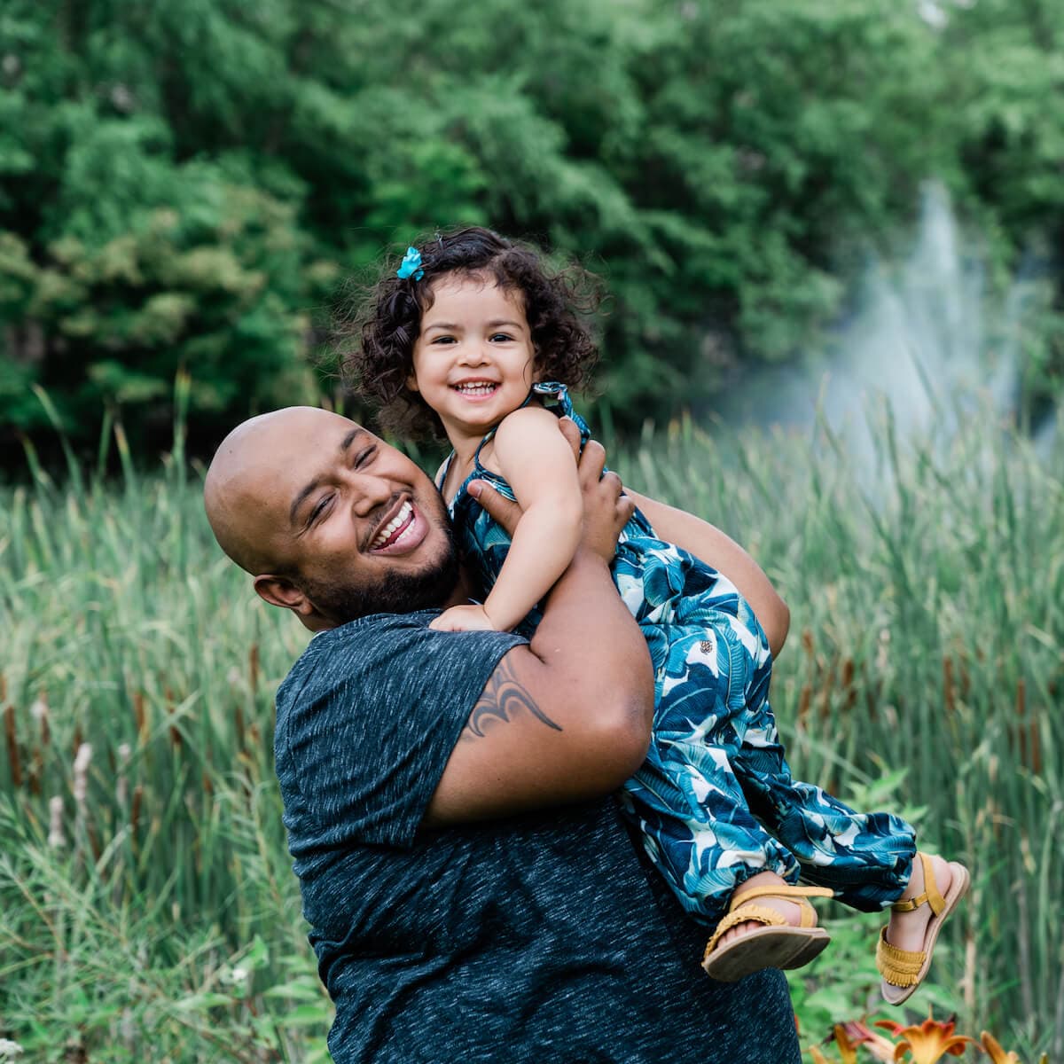 photo taken by a professional photographer during a free photography mini session