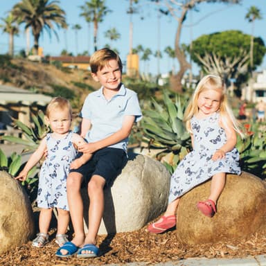 photo taken by a professional photographer during a free photography mini session