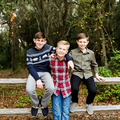 photo taken by a professional photographer during a free photography mini session
