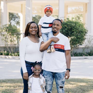 photo taken by a professional photographer during a free photography mini session